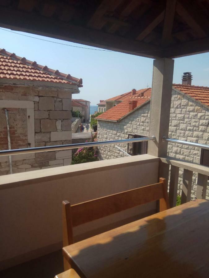 Apartmani Banic Postira Eksteriør billede